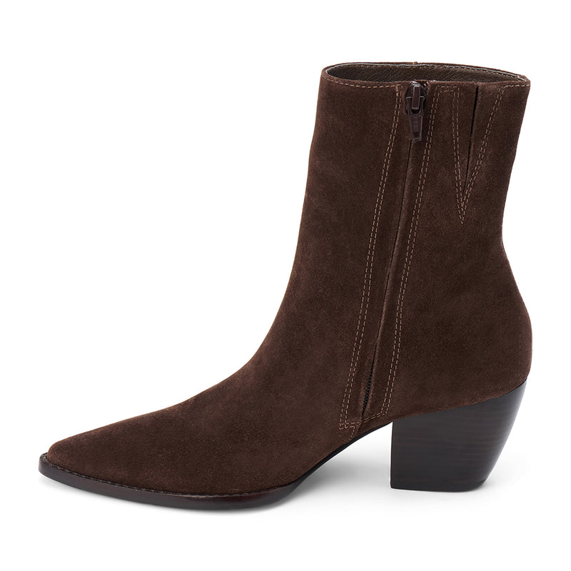 Caty Ankle Boot – Matisse Footwear – Brown suede western-inspired boot with pointed toe and stacked heel.