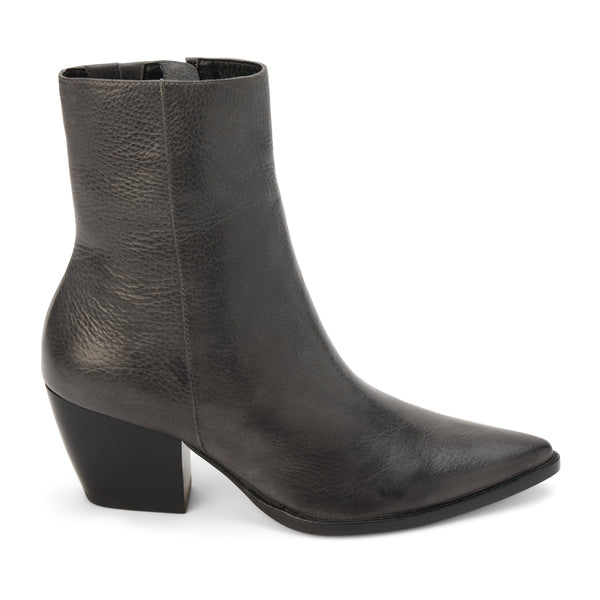 Caty Ankle Boot – Matisse Footwear – Black textured leather ankle boot with pointed toe and block heel.