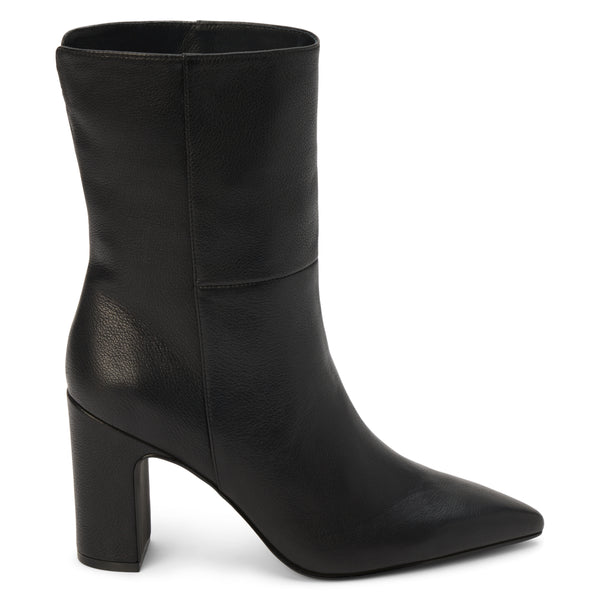 Celeste Heeled Boot – Matisse Footwear – Black leather boot with pointed toe and high block heel.