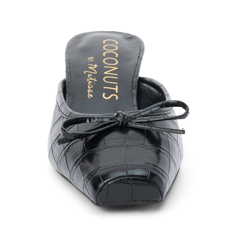Geneva Heeled Mule