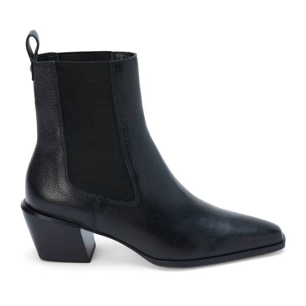 George Chelsea Boot – Matisse – Black leather ankle boot with stretch side panels and sculpted block heel.