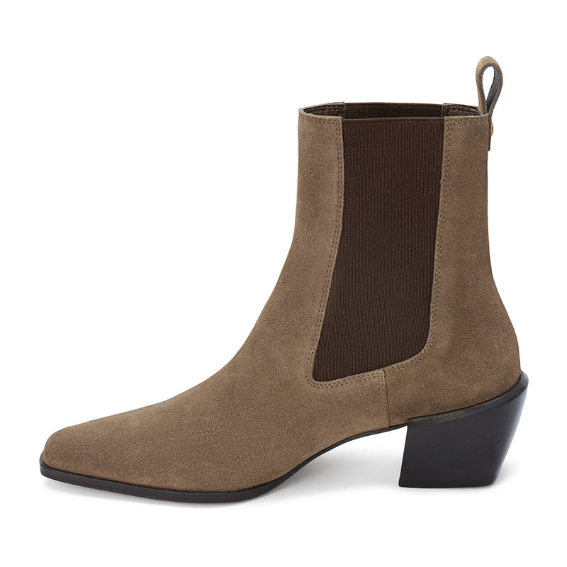 George Chelsea Boot – Matisse – Taupe suede ankle boot with stretch side panels and sculpted block heel.
