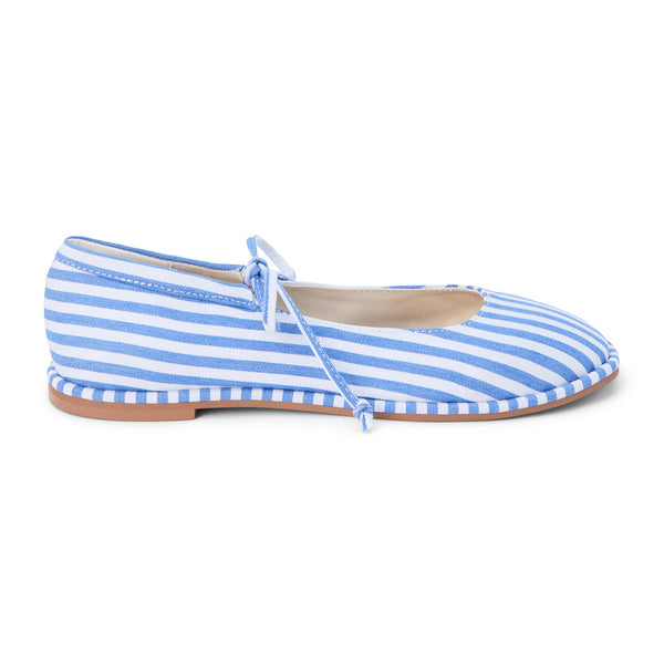 Gerry Ballet Flat – Coconuts By Matisse – Blue and white striped ballet flat with a rounded toe, delicate crossover tie, and classic bow detail. A playful take on nautical style with feminine charm and everyday ease.