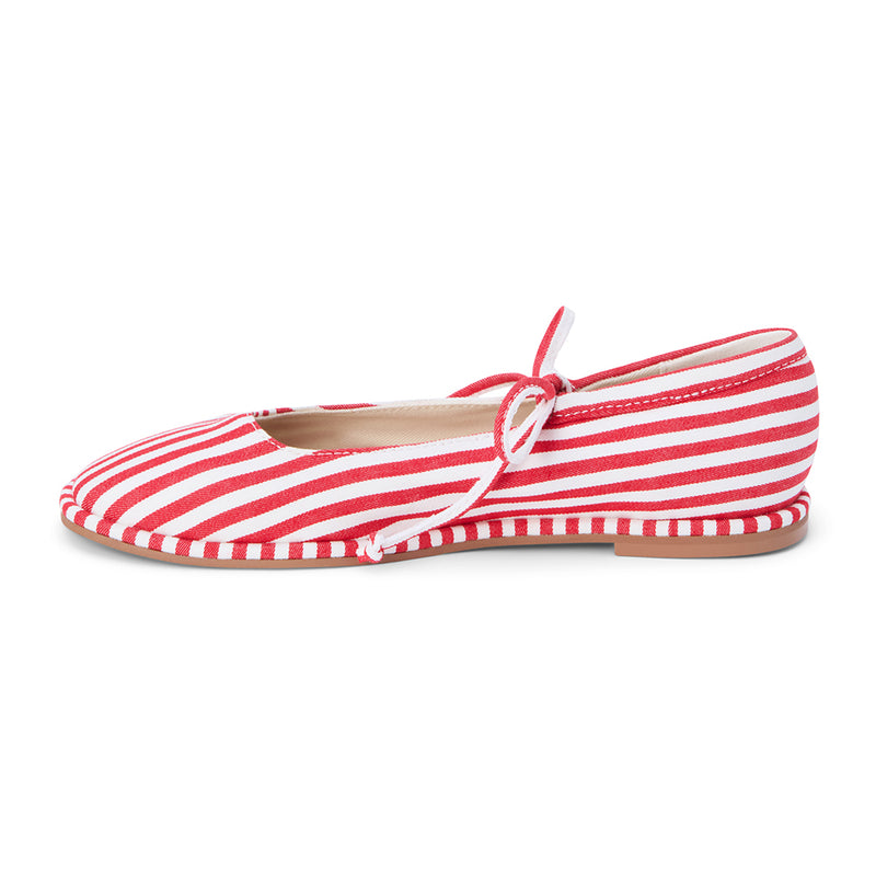 Gerry Ballet Flat – Coconuts By Matisse – Red and white striped ballet flat with a rounded toe, delicate crossover tie, and classic bow detail. A playful take on nautical style with feminine charm and everyday ease.