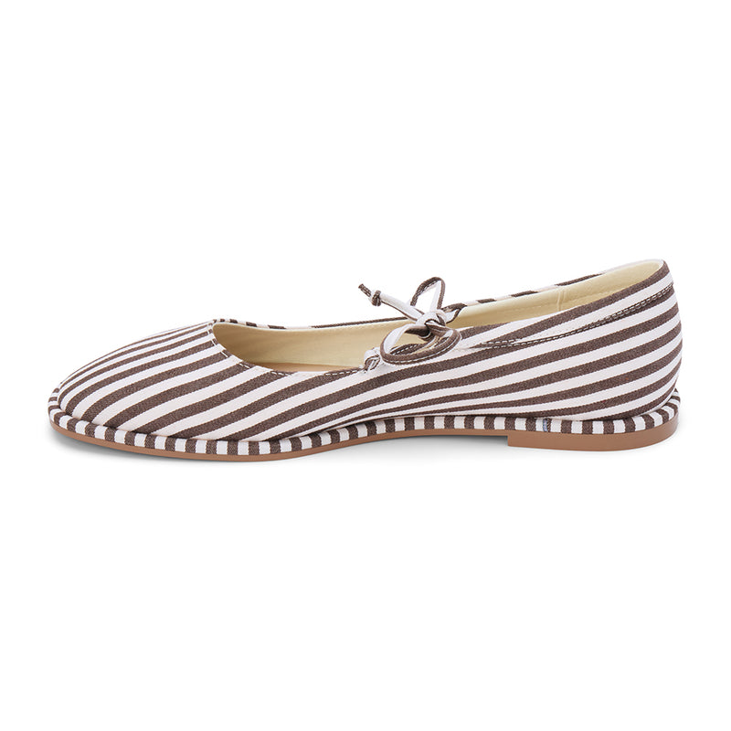 Gerry Ballet Flat – Coconuts By Matisse – Brown and white striped ballet flat with a rounded toe, delicate crossover tie, and classic bow detail. A playful take on nautical style with feminine charm and everyday ease.