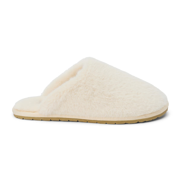 Lounge Vegan Slipper – Beach by Matisse – White faux fur closed-toe slipper with flat sole and cozy silhouette.