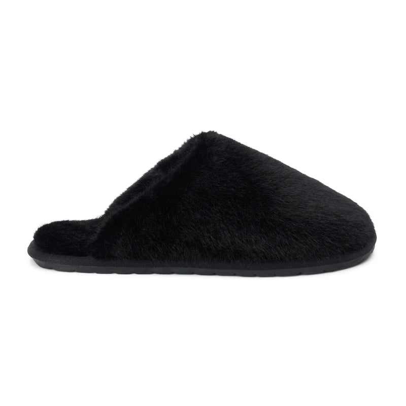 Lounge Vegan Slipper – Beach by Matisse – Black faux fur closed-toe slipper with flat sole and cozy silhouette.