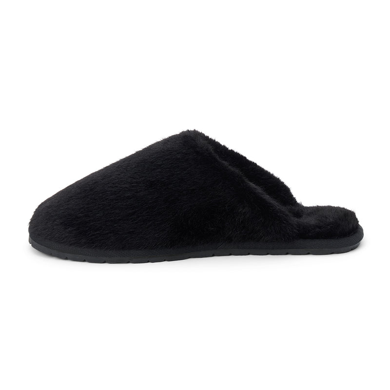 Lounge Vegan Slipper – Beach by Matisse – Black faux fur closed-toe slipper with flat sole and cozy silhouette.