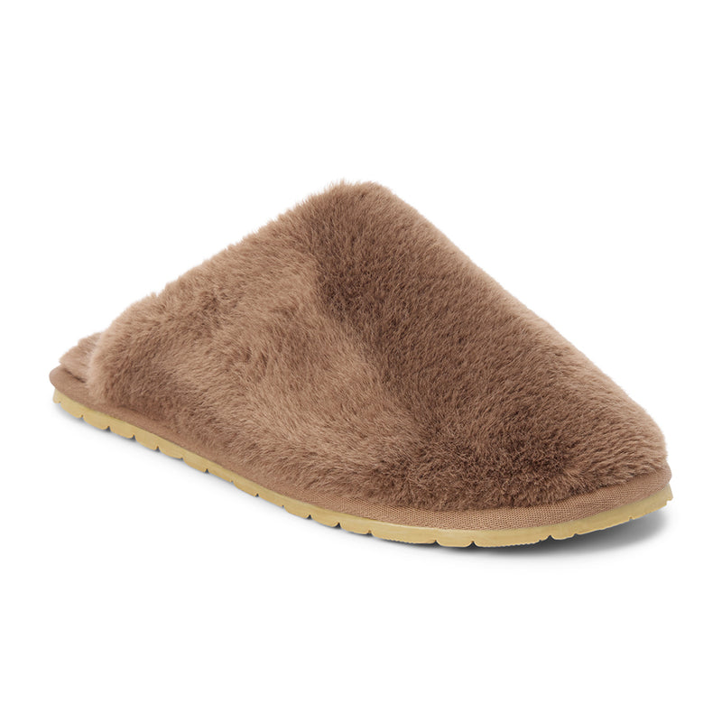 Lounge Vegan Slipper – Beach by Matisse – Brown faux fur closed-toe slipper with flat sole and cozy silhouette.
