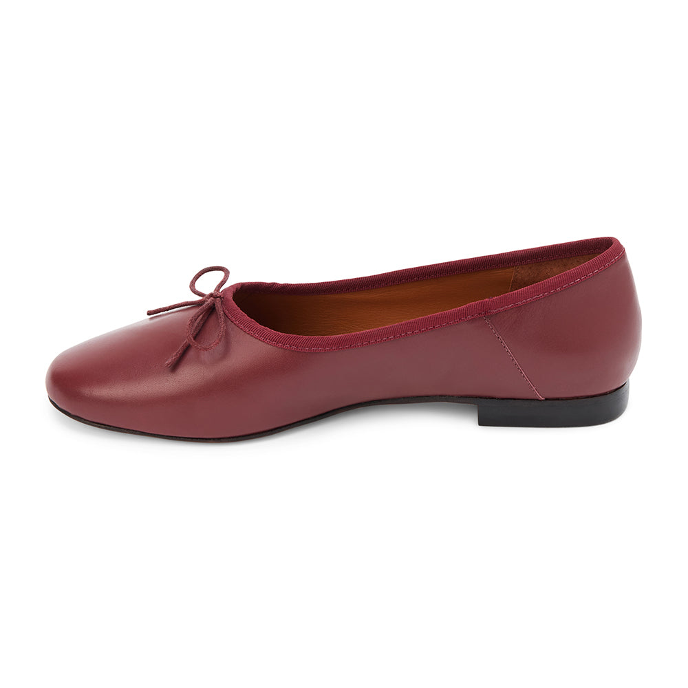 Marie Ballet Flat - Lenore by Matisse - Wine leather ballet flats with a classic round-toe silhouette, delicate bow detail, and padded leather insole. A timeless essential for effortless everyday elegance.