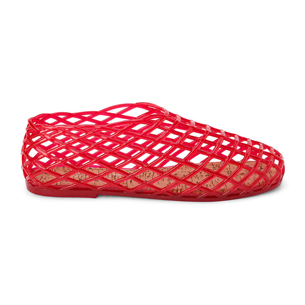 Marlow Jelly Flat – Coconuts by Matisse – Red translucent jelly flats with an airy lattice design and a cork footbed for enhanced comfort. A breezy, flexible silhouette made for warm-weather style and ease.