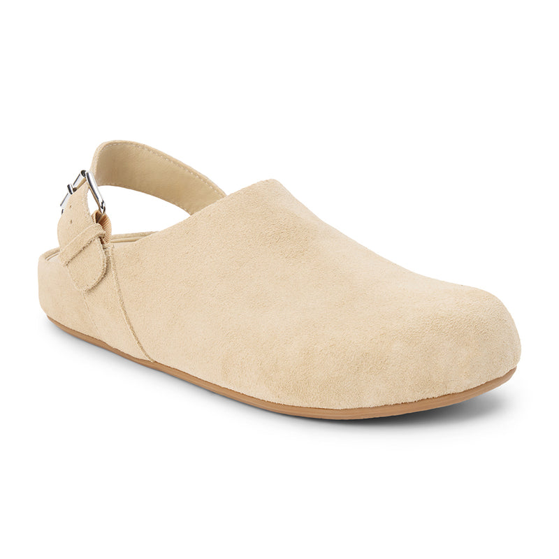 Otto Slingback Clog – Matisse – Light beige suede closed-toe clog with adjustable slingback strap and low-profile sole.