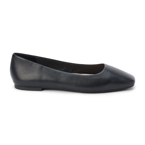 Phillip Ballet Flat – Matisse – Black leather ballet flat with square toe and minimalist design.