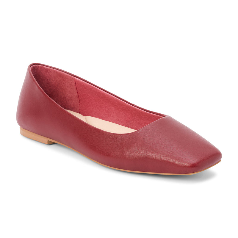 Phillip Ballet Flat – Matisse – Burgundy leather ballet flat with square toe and minimalist design.