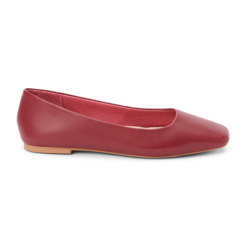 Phillip Ballet Flat – Matisse – Burgundy leather ballet flat with square toe and minimalist design.