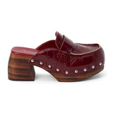 Reyes Heeled Clog