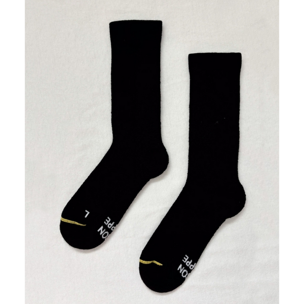 Le Bon Shoppe Camper Socks – Matisse – Cozy black ribbed crew socks with a soft wool blend and classic silhouette