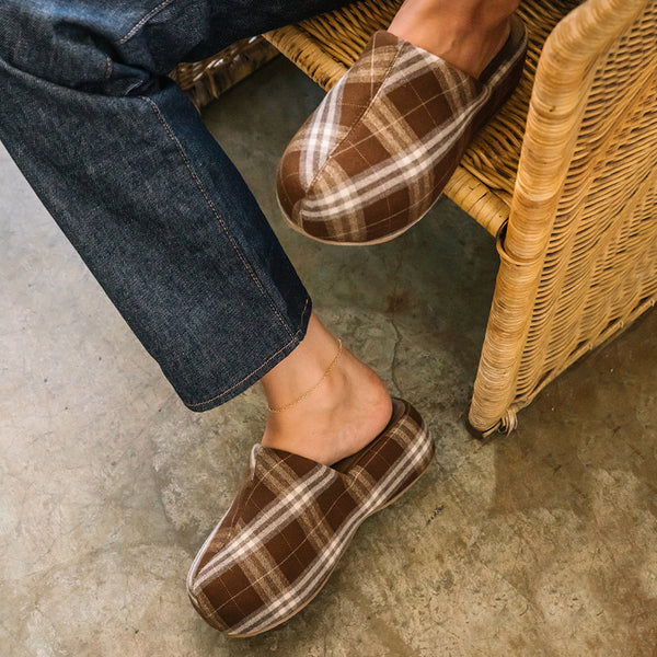 bella-platform-clog-brown-plaid