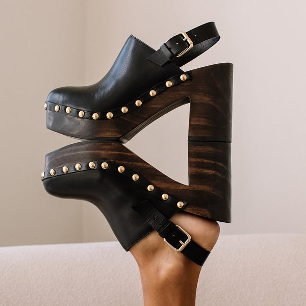 liberty-heeled-clog-black