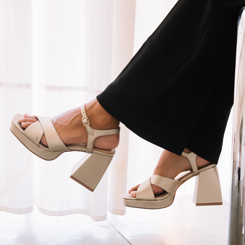 robin-platform-heel-gold-ribbed