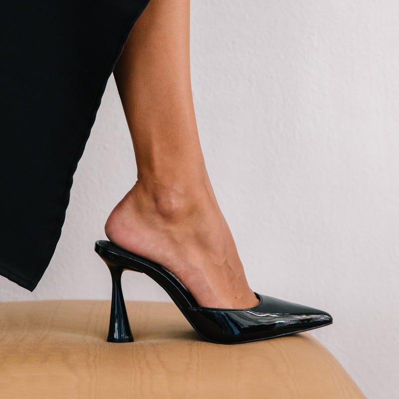 zola-pointed-toe-heel-black-patent