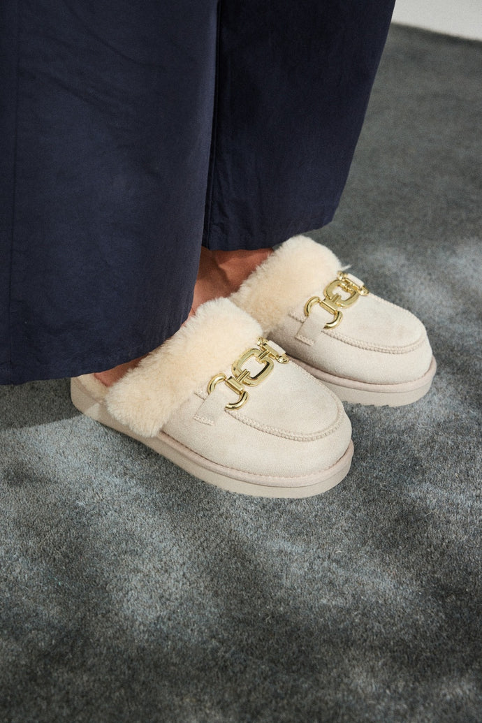 shop neutral shoes