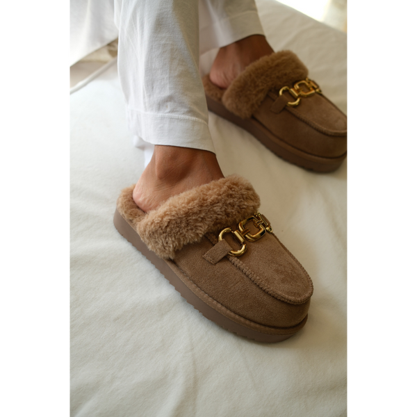 Davos Vegan Lounge Mule – Beach by Matisse – Taupe faux suede mule with cozy shearling lining and gold horsebit hardware.
