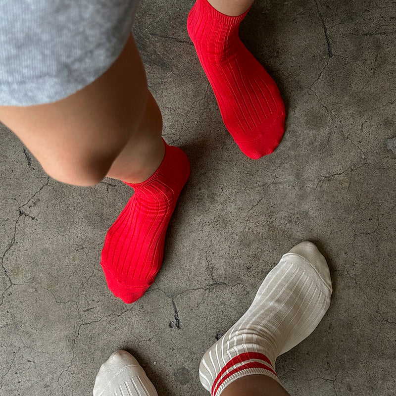 le-bon-shoppe-her-socks-red