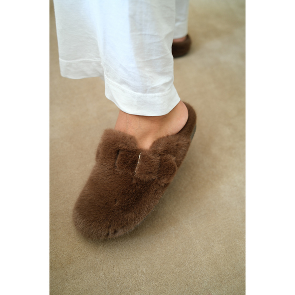 Portland Vegan Lounge Mule – Beach by Matisse – Brown faux fur slip-on mule with oversized plush buckles and cozy indoor-outdoor sole.