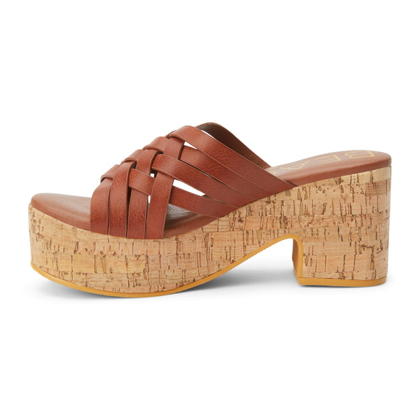 daydream-platform-heel-cognac