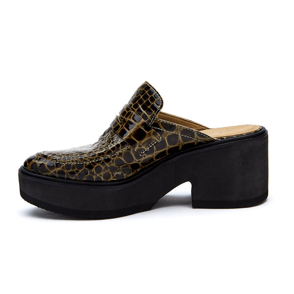 kelly-chunky-mule-olive-croc