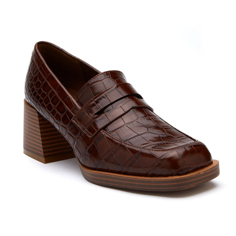 pace-heeled-loafer-chocolate