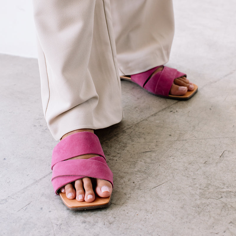 sylas-slide-sandal-fuchsia