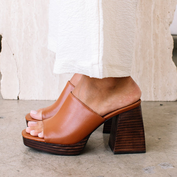 kate-platform-heel-saddle